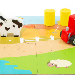 Farm Playset/Puzzle in Carry Case