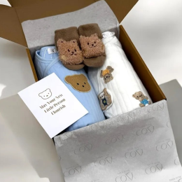 The Cozy Blue Baby Bear Gift Box for 6-9 months